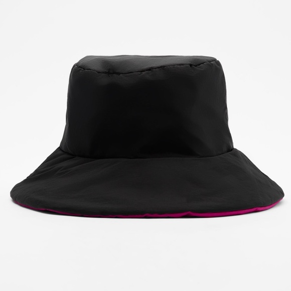Zara Women’s Reversible Quilted Bucket Hat in Black/Pink - Picture 2 of 6